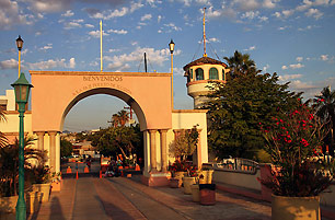 welcome arch at La Paz, Baja Sur California