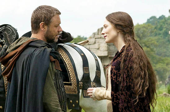 Cate Blanchett with Russell Crowe in the movie 'Robin Hood'