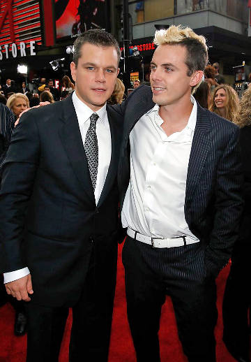 Casey Affleck with Matt Damon