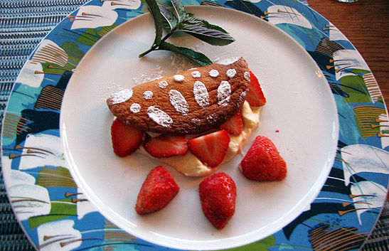 summer strawberry pancakes with baby meringues and lemon curd tartlets