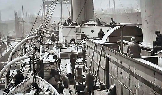 the building of the Titanic at the  Harland and Wolf Shipyard