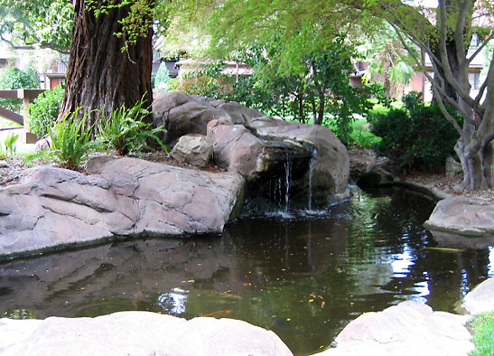 mineral hot springs at the El Paso de Robles Inn