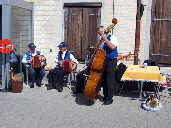 local band playing