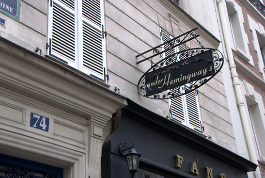 the first apartment of the Hemingways at 74 rue du Cardinal Lemoine showing the Under Hemingway's clothing store on the ground floor
