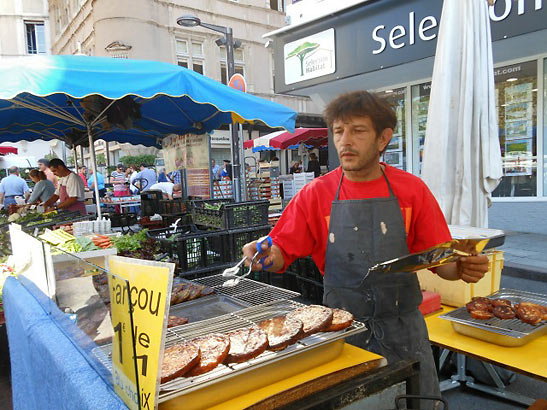 selling farcous at the Rodez market