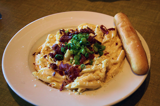 macaroni and cheese dish at the South Fork Public House