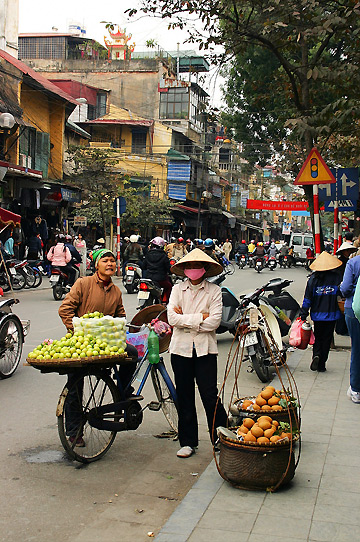 street vendors, the Old Quarter, Hanoi