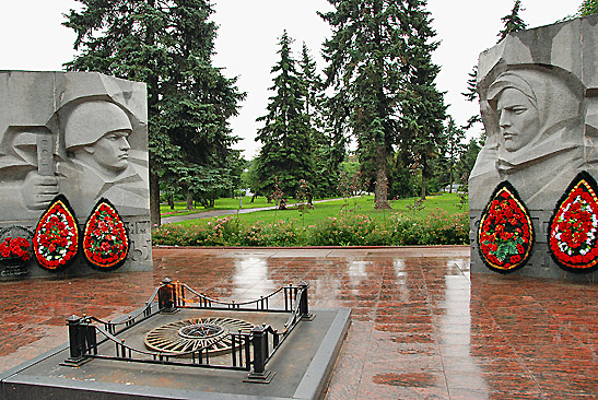 The Eternal Flame to the Victims of World War II memorial, Yaroslavl
