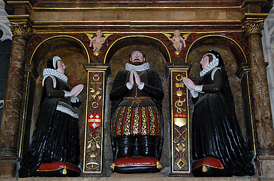 images of personalities in prayer, interior of Yorkminster