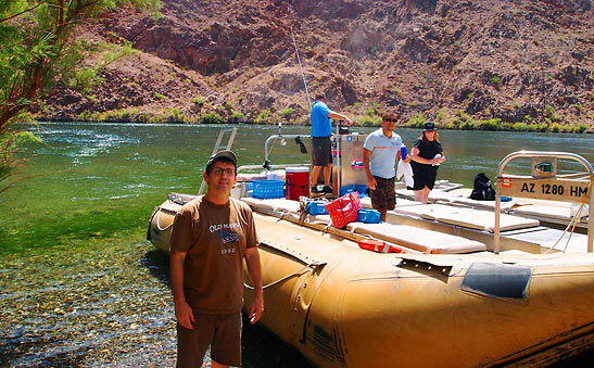 guests at a pontoon stop on the Black Canyon Raft Tour