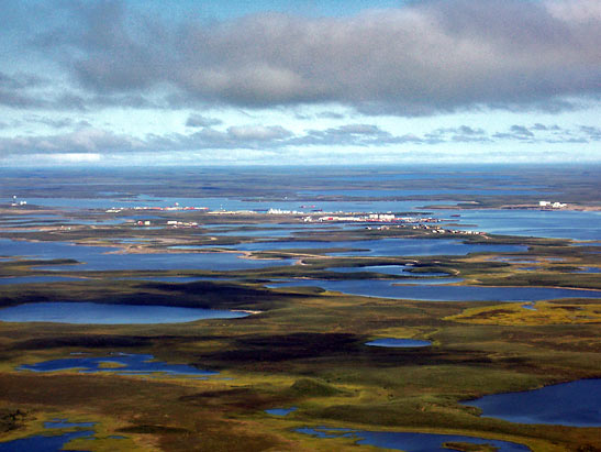 aerial view of Tuktoyaktuk from an approaching aircraft