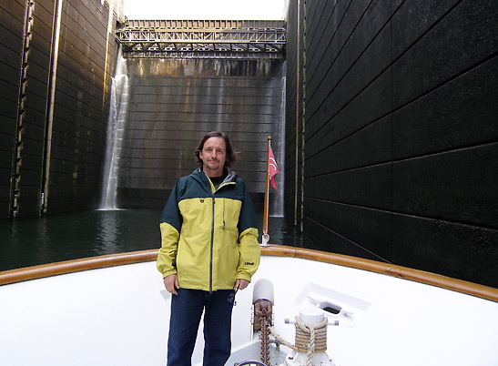 the Safari Spirit entering a steel lock to take it to the higher part of the Columbia River near the Bonneville Dam