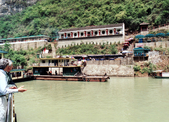 cliffside restaurant in 2005, now under water