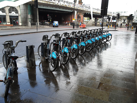 blue bikes for rent in the Central London Zone of Travel