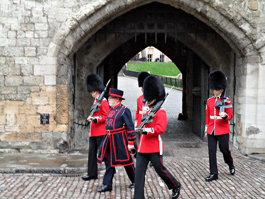 the Chief Yeoman Warder being escorted away with the keys in his hands