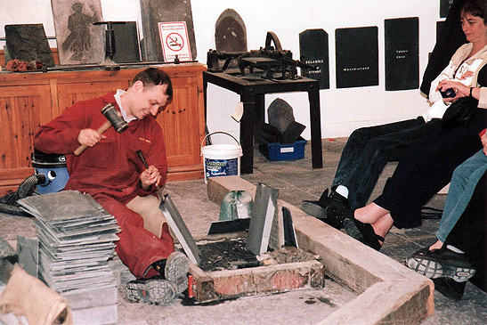 Carwyn Price demonstrating slate cutting at the National Slate Museum