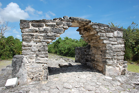entrance arch and altar at San Gervasio Mayan ruins