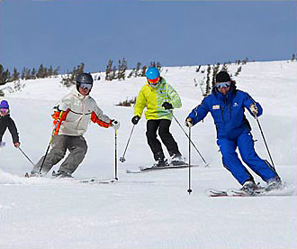 skiers at Mammoth Mountain Ski School