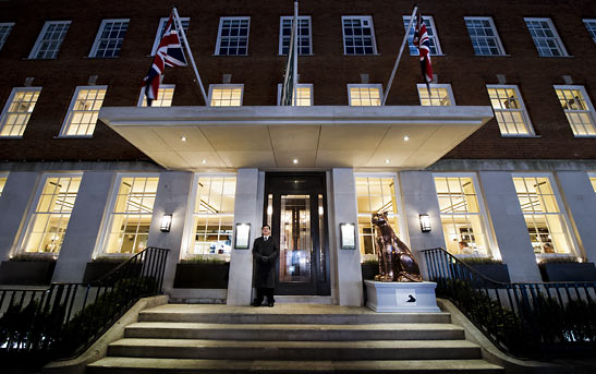 exterior of London's 34 Restaurant  at night