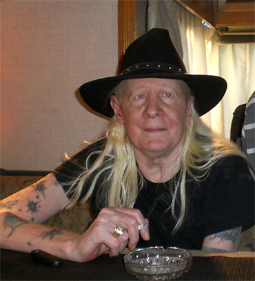 Johnny Winter backstage in San Deigo