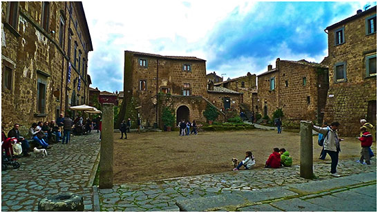 the main square at Civita