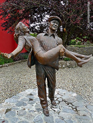 The Quiet Man statue