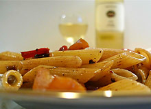 Farfalle con Piselli e Pancetta